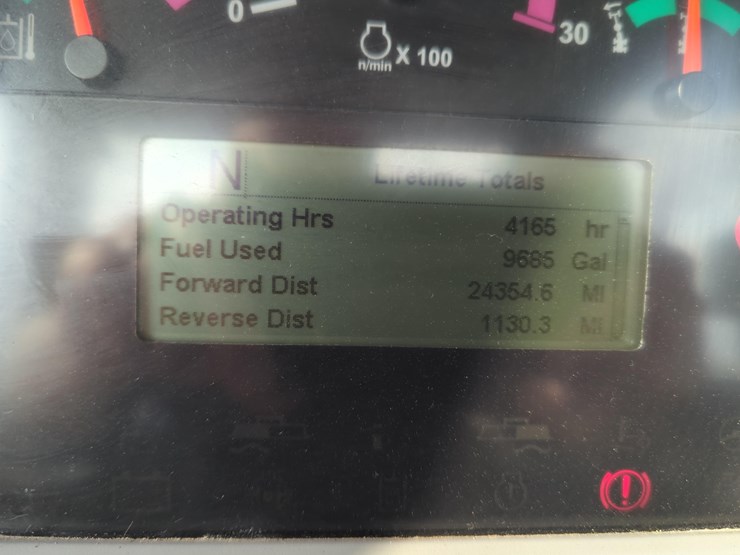 caterpillar-12m3-image-26