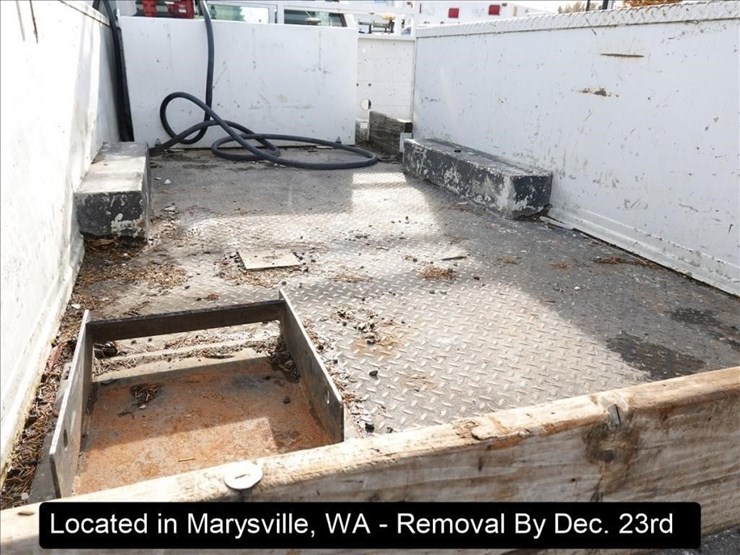 2007-ford-f550-image-26