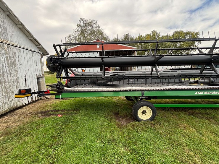 2012-massey-ferguson-35ft-grain-platform-w/-header-cart-image-12