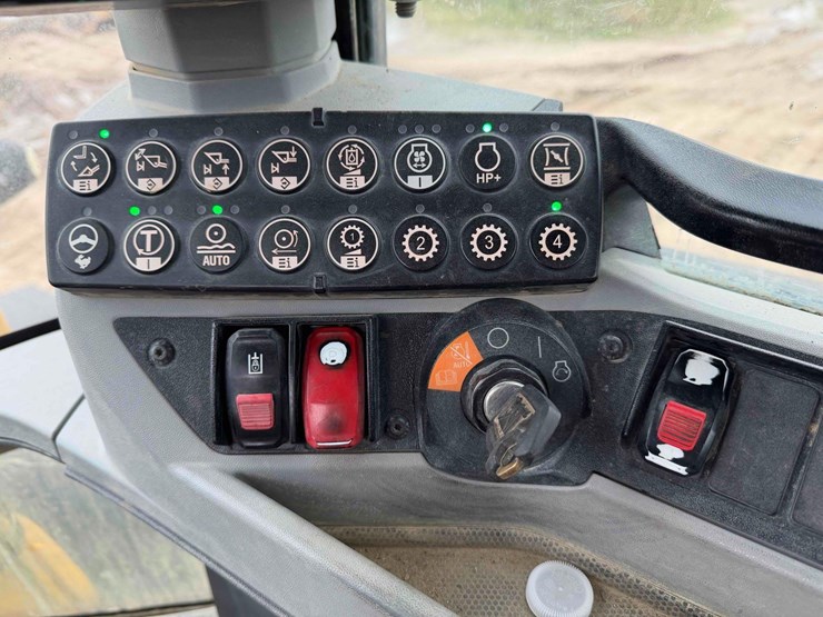 caterpillar-926-image-22