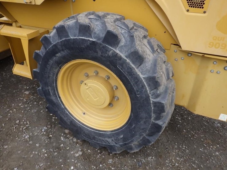 caterpillar-cs44-image-28