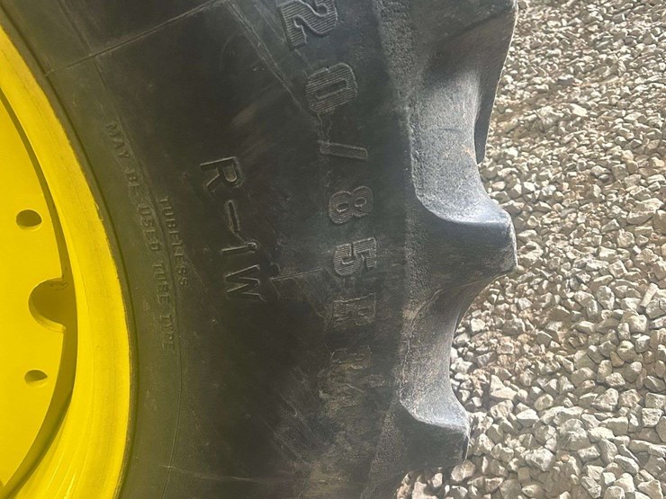 john-deere-8530-image-27