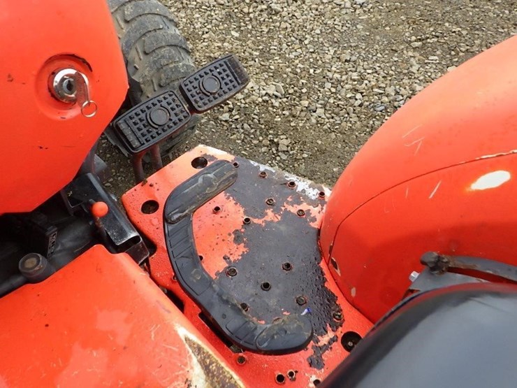 kubota-l2501-image-25