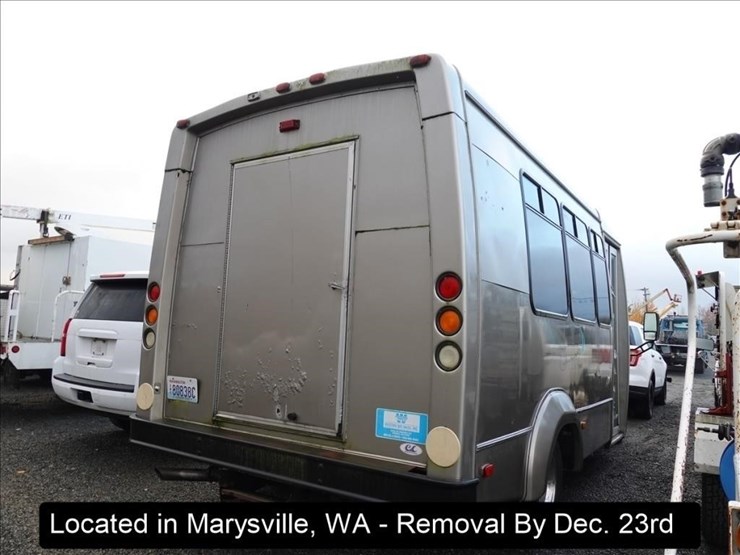 2007-ford-e350-image-9