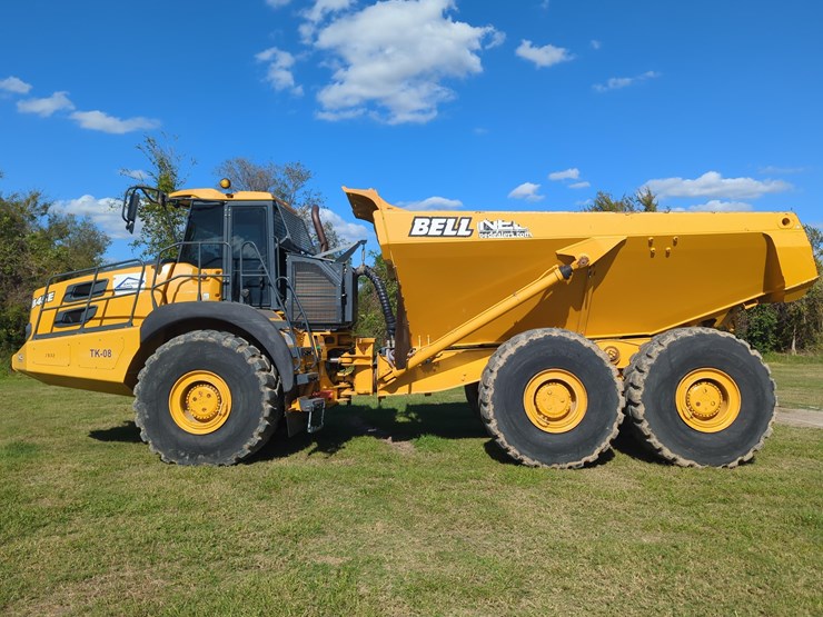 2022-bell-b45e-image-1