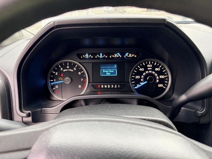 2016-ford-f150-image-16