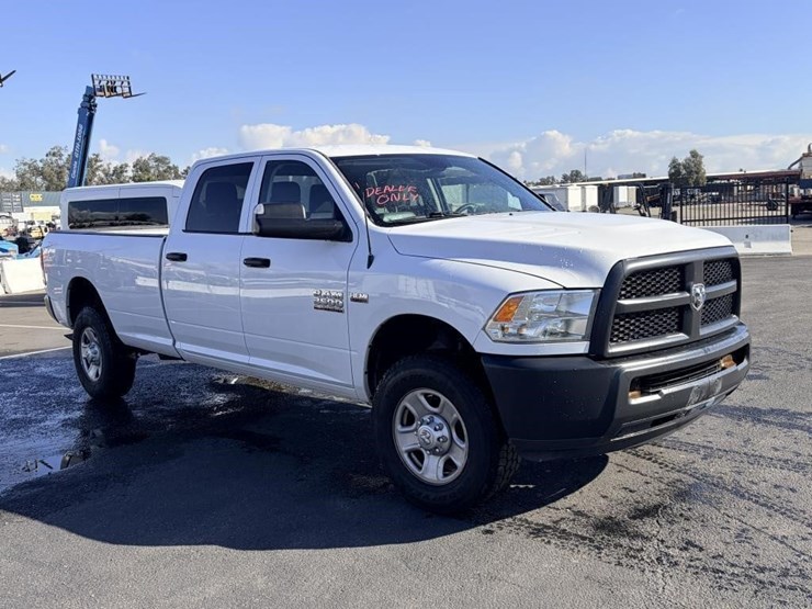 dodge-ram-2500-image-2