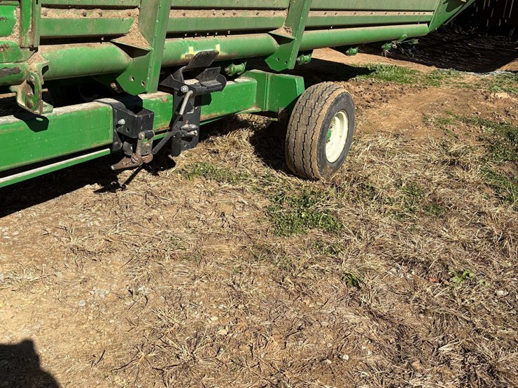 unverferth-35'-header-cart-image-5