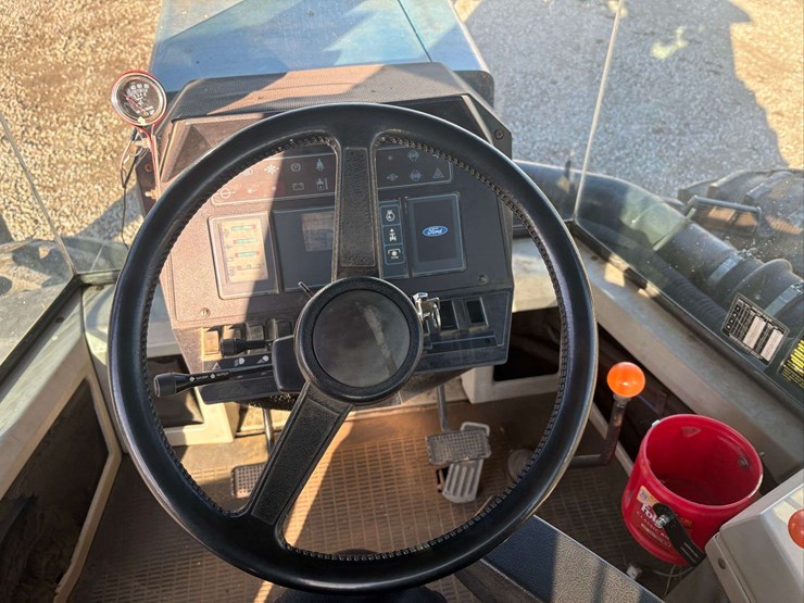 1991-ford-876-image-17