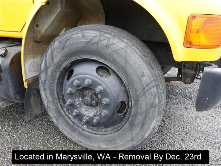 1999-international-4700-image-23