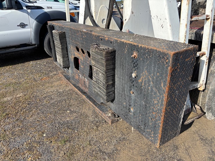 international-4300-image-7