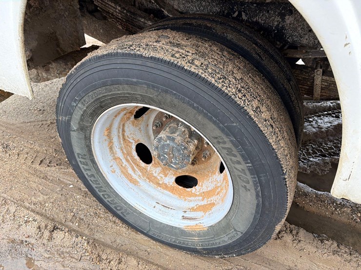 2019-ford-f550-image-17