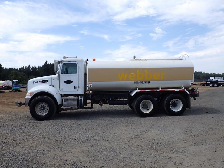 2016-peterbilt-348-image-6