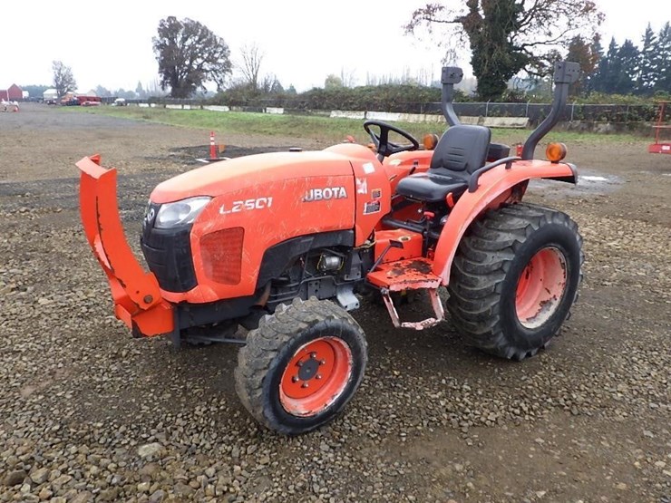 kubota-l2501-image-1