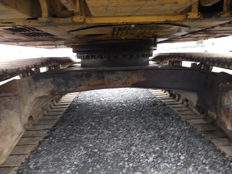 caterpillar-320c-image-36