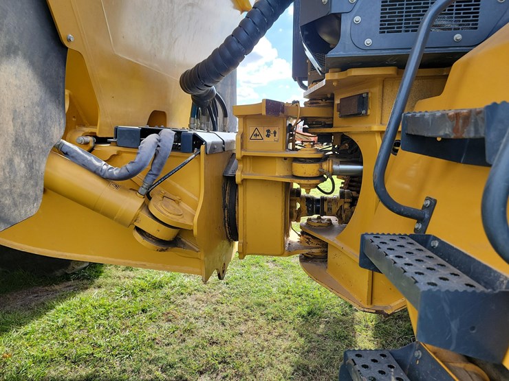 2022-bell-b45e-image-7