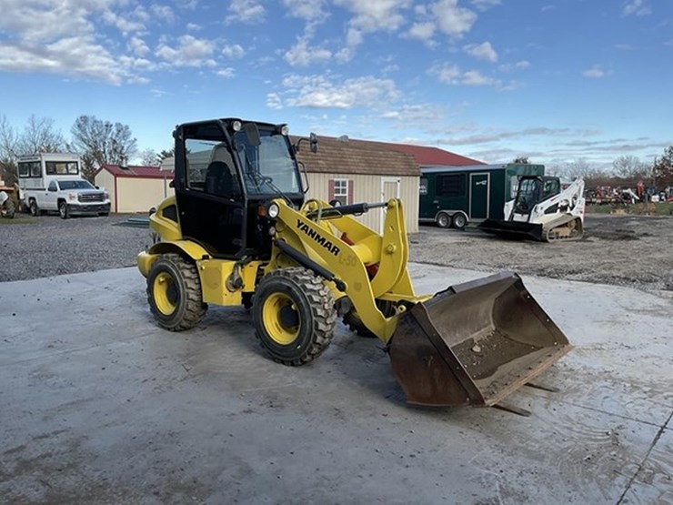 2016-yanmar-v8-image-6