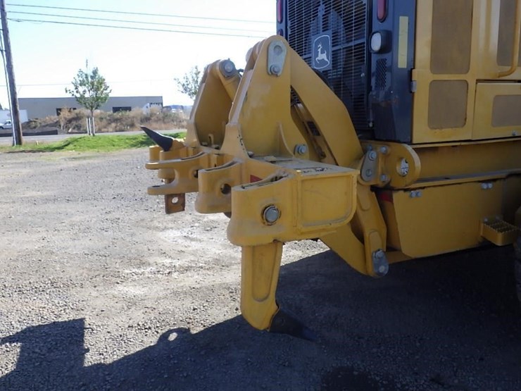 2012-deere-672gp-image-22
