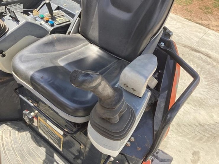 hitachi-zx26u-5-image-17