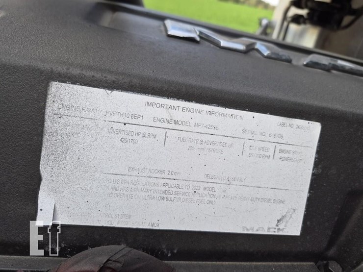 2024-mack-anthem-64t-image-25