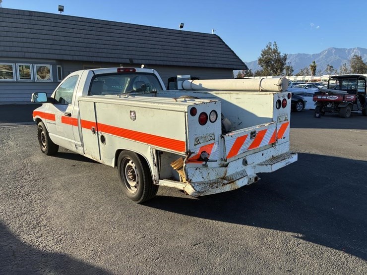 2005-dodge-ram-2500-image-4