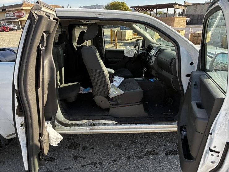 nissan-frontier-image-9