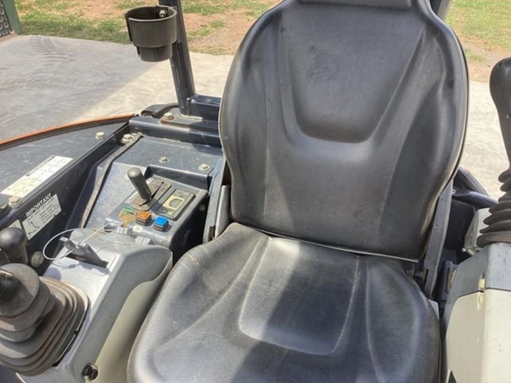 hitachi-zx26u-5-image-14