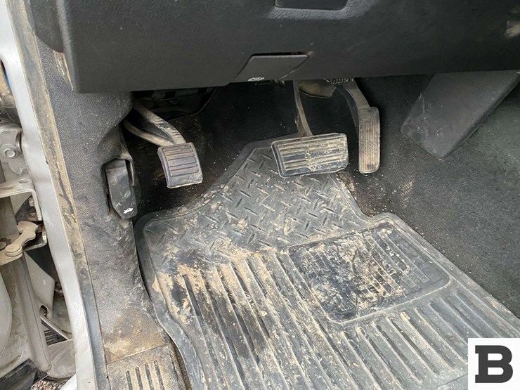 2008-chevrolet-2500-image-32