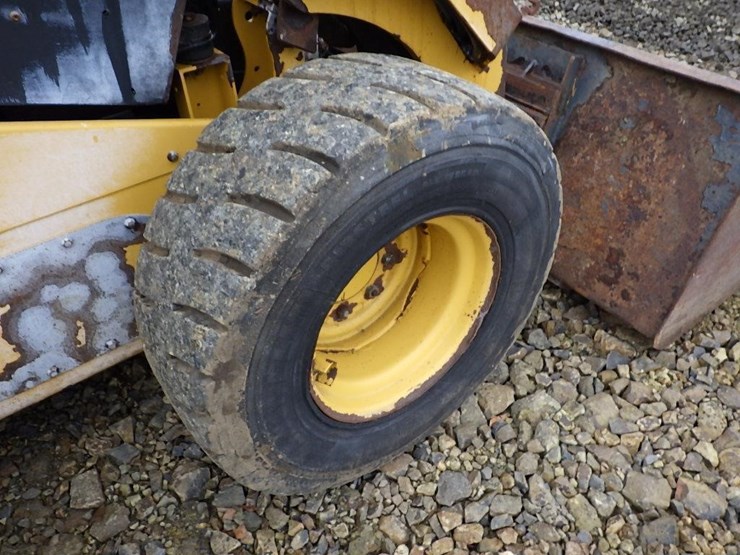 caterpillar-262d3-image-34