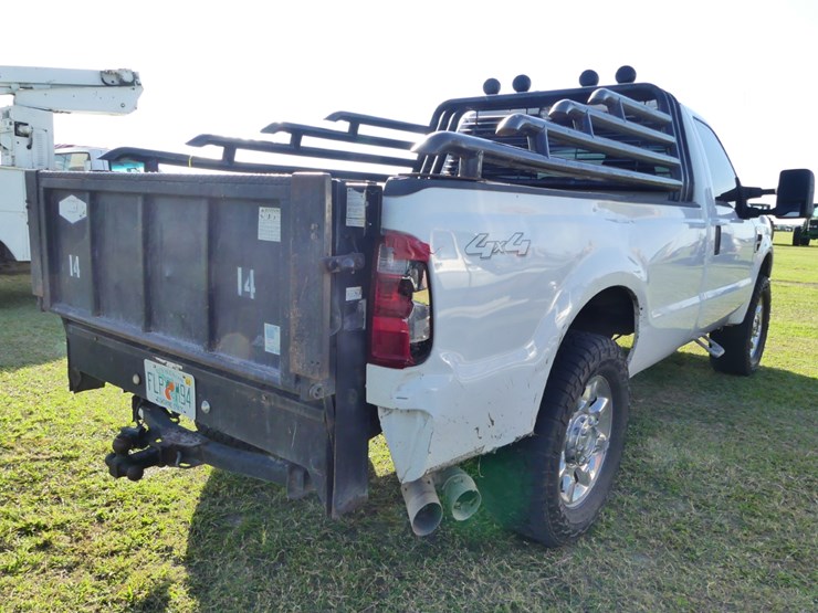 2008-ford-f250-xl-image-3