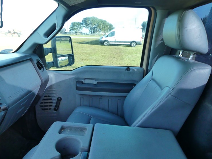 ford-f250-xl-image-11