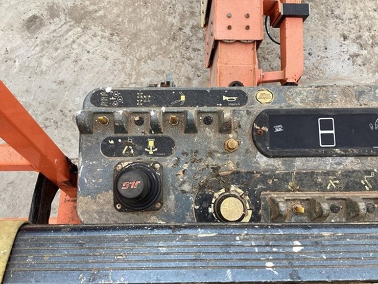 2007-jlg-600s-image-13