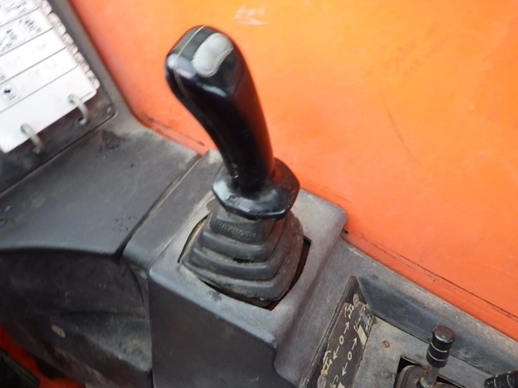 2012-jlg-g10-55a-image-30