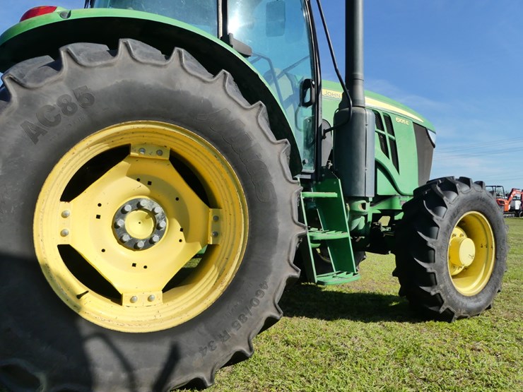 john-deere-6105e-image-8