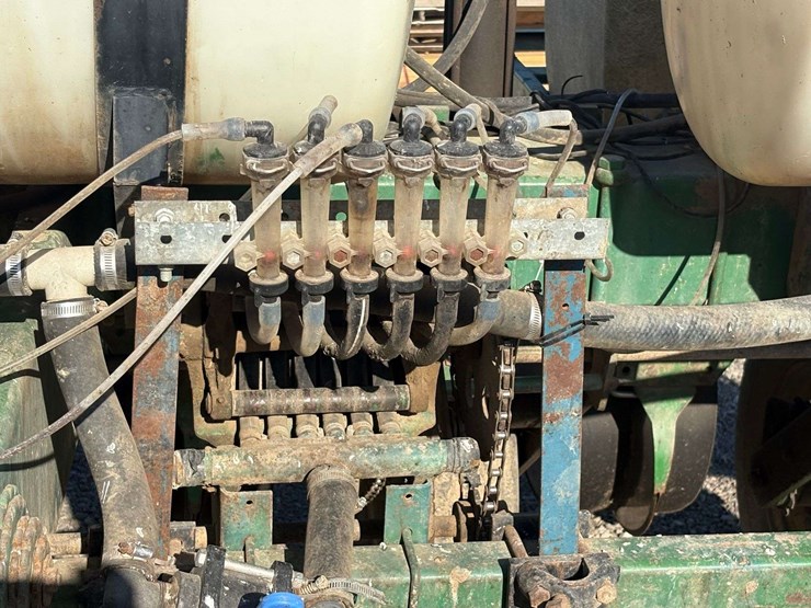 john-deere-7000-image-3