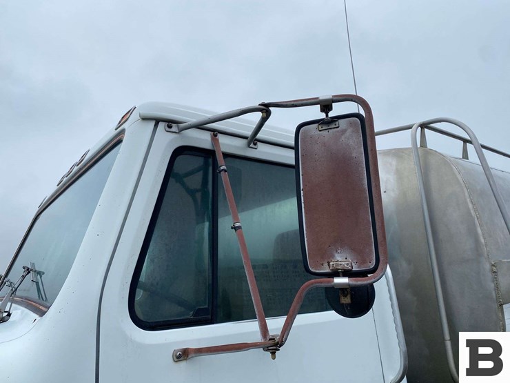 1984-international-s1954-image-12