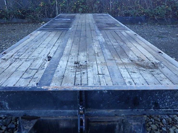 25'-t/a-equipment-trailer-image-7