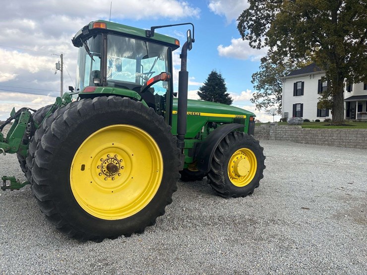 john-deere-8200-image-7