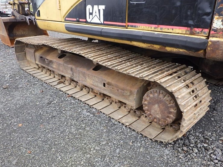 caterpillar-320c-image-37