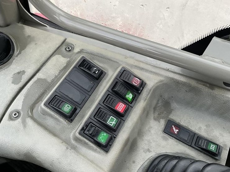 takeuchi-tw60-2-image-15