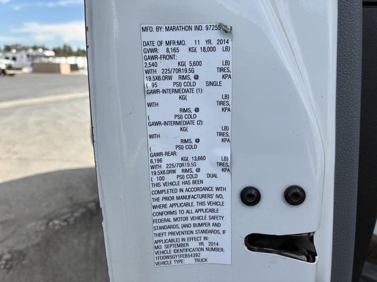 2015-ford-f550-xlt-image-23