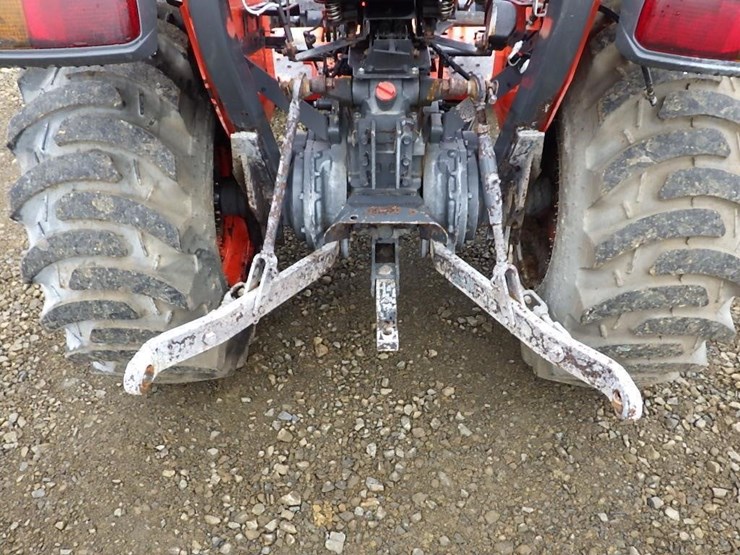 kubota-l2501-image-7