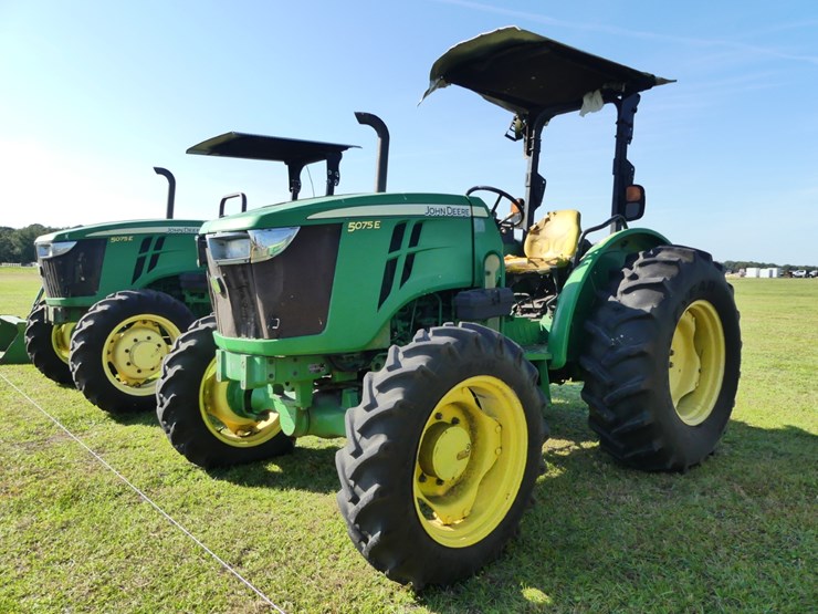 john-deere-5075e-image-2