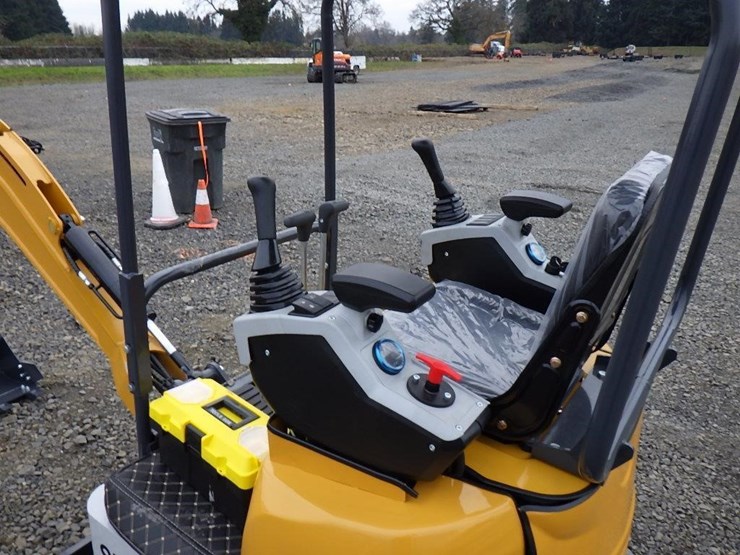 2025-sdlanch-sdle20-hydraulic-excavator-image-22