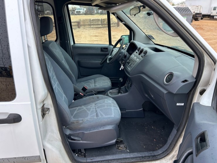ford-transit-connect-image-8