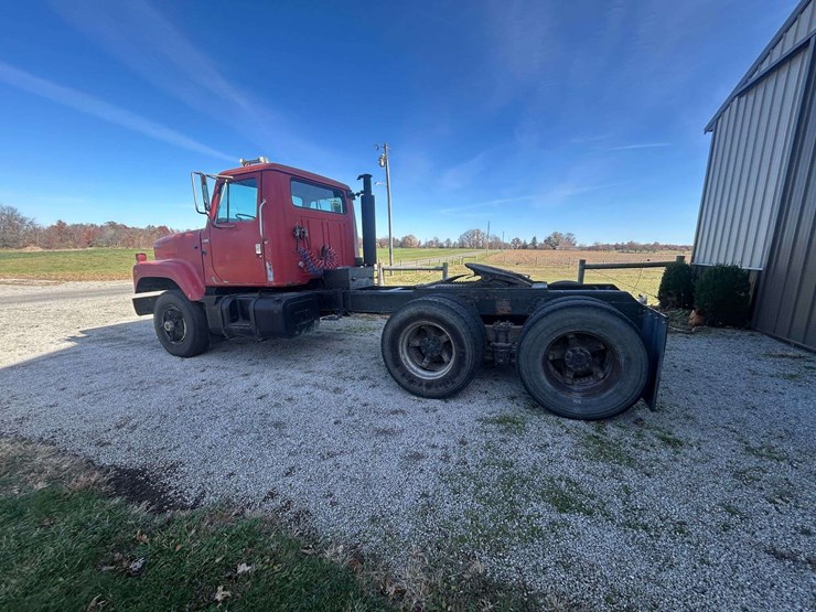 1980-international-loadstar-image-2