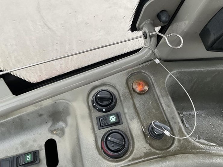 takeuchi-tw60-2-image-13