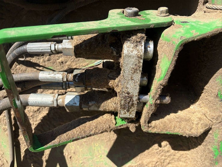 john-deere-635f-image-7