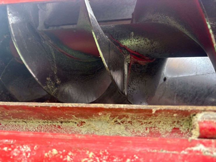 mayrath-10"x63'-swing-away-auger-image-8