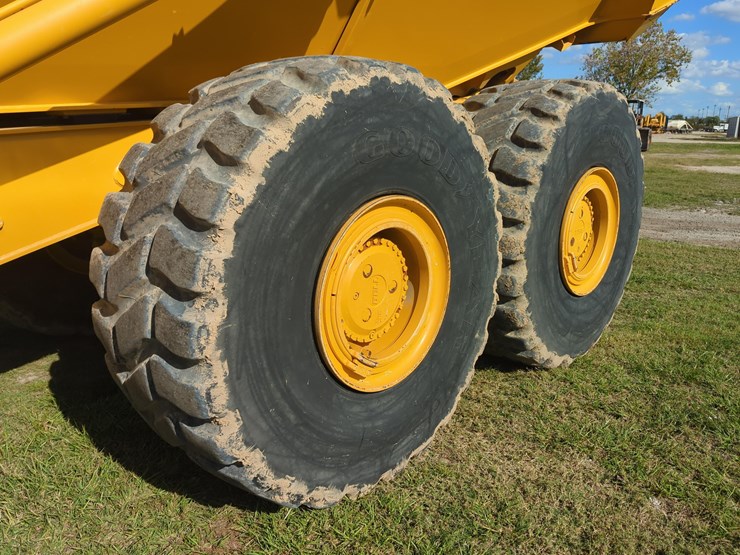 2022-bell-b45e-image-9